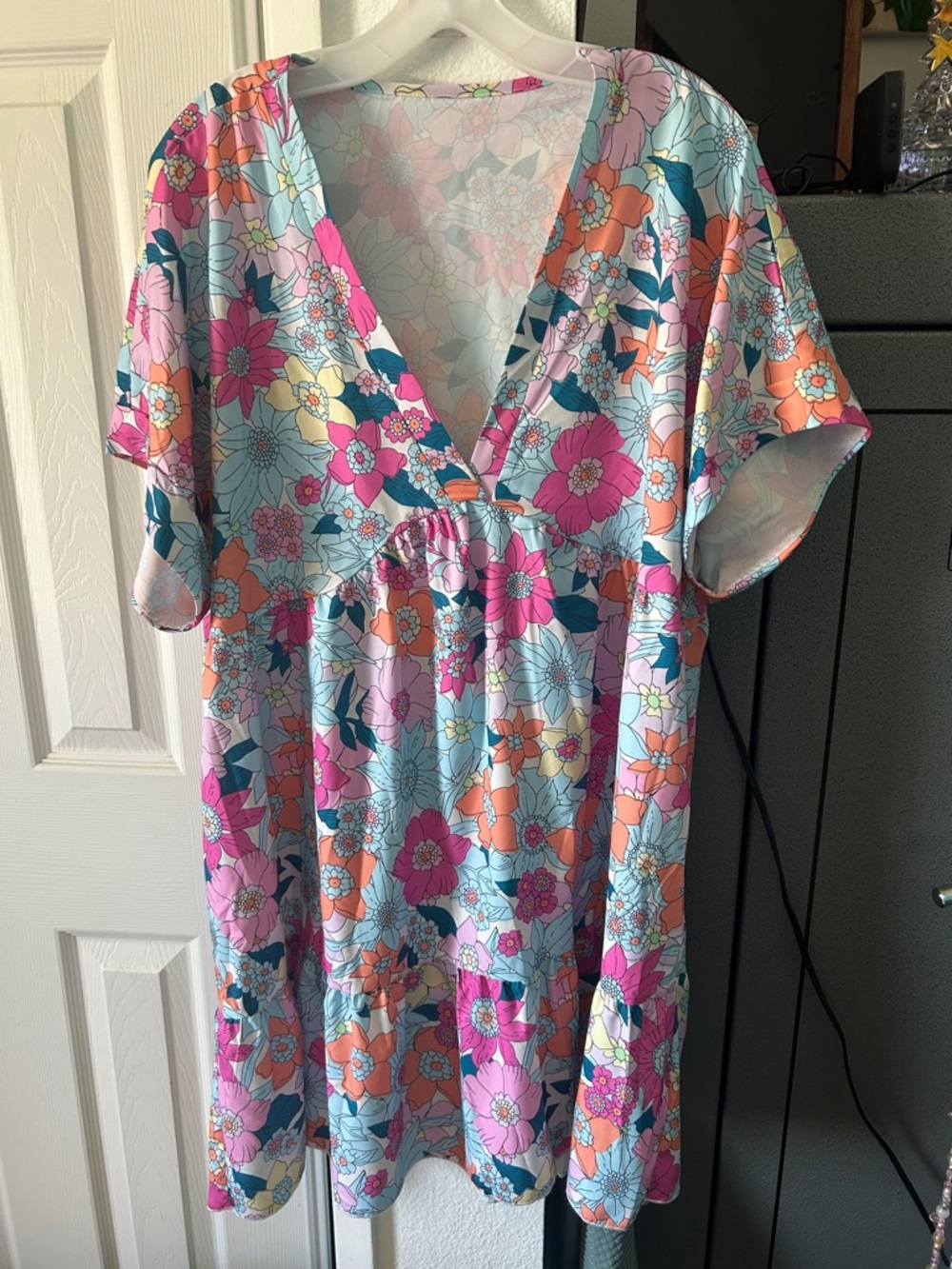 SHEIN Curve Floral V-Neck Dress in Pink, Aqua & Coral